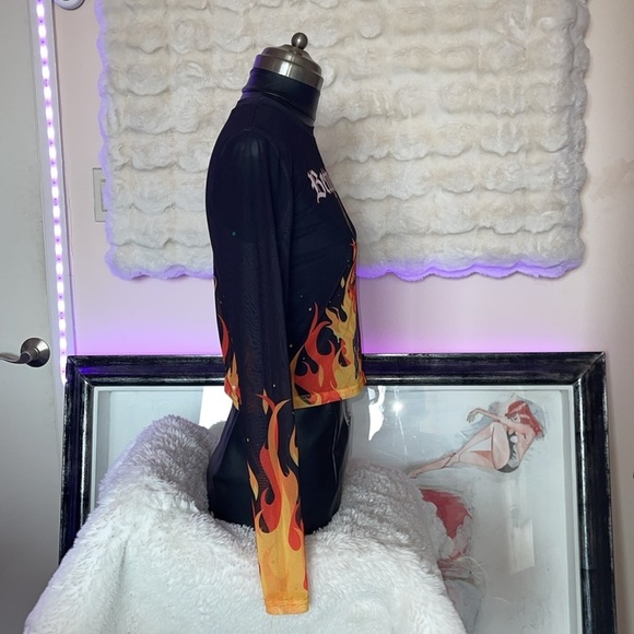 Betty Boop Flame Long Sleeve Top - Picture 5 of 7